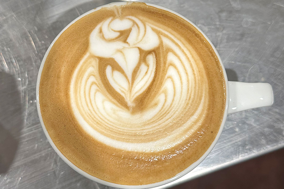 バイト先でもラテの練習！