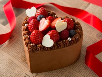 ハートのチョコレートケーキ